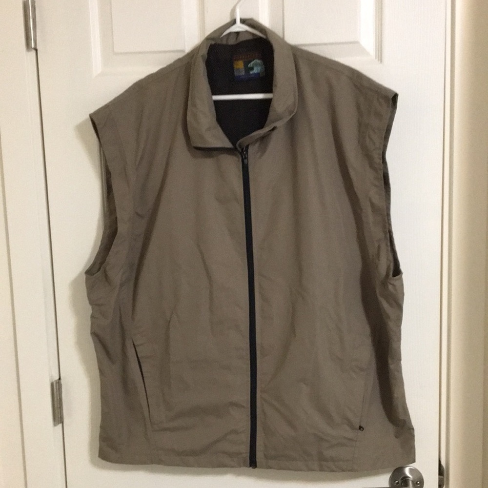 Men's Lightweight Vest Size XXL
